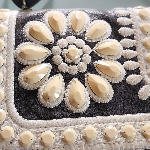 Lockheart Leather Bag - Picture 4 of 11